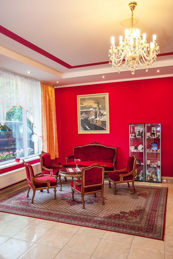 Hotel Savoy Чешка Будьовица Екстериор снимка
